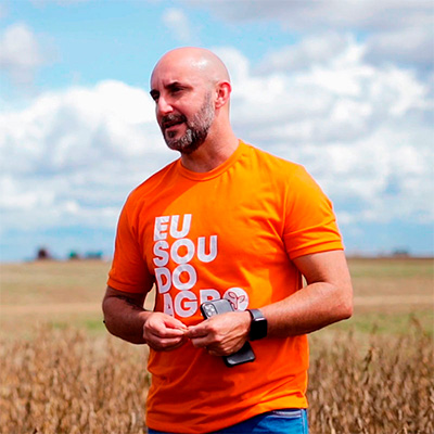 Fundador CEO SSCrop, experiência agronegócio, sistemas financeiros para fazendas, desenvolvimento soluções para agricultura